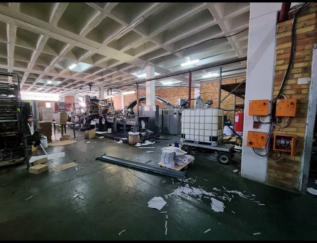 2,310M² FACTORY FOR SALE IN OPHIRTON